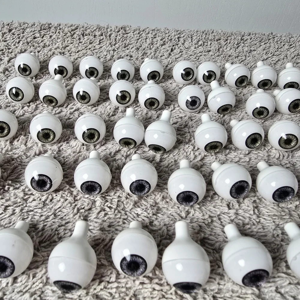 Vintage Tallina's 16 mm Acrylic Doll Eyes